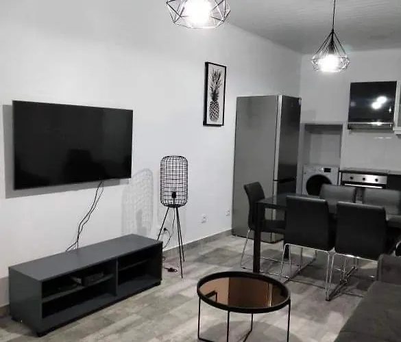 Sofia House * Понта-Делгада