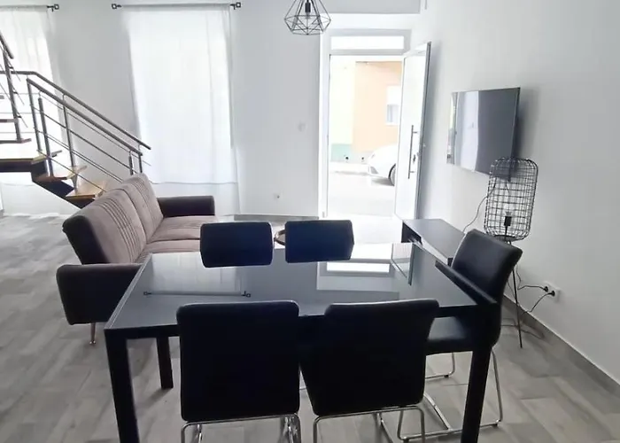 Дом отдыха Sofia House *