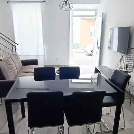 Ferienhaus Sofia House *